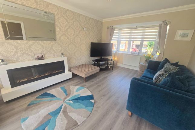15, Tintagel Court, Darlington photo 3