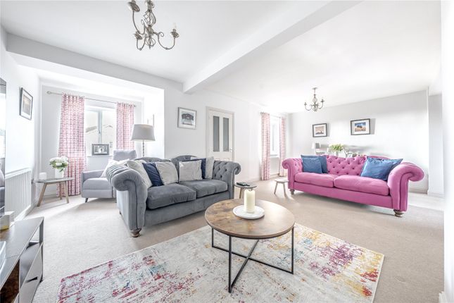 13, St. Johns Drive, Leeds photo 3