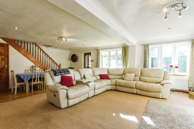 Thumbnail Semi-detached house for sale in Priory Road, Hungerford