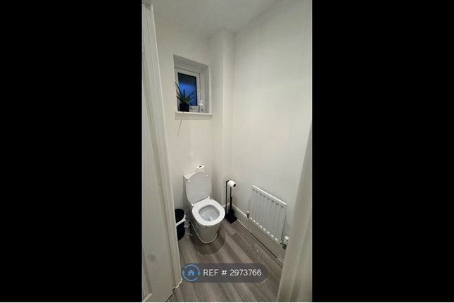 Parrett Avenue, Sittingbourne photo 5