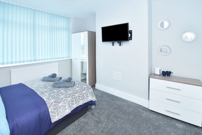 Shared accommodation to rent in London Road, Stoke On Trent