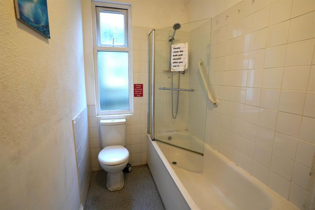 Room 1, 57, York Road, Southend-On-Sea photo 4