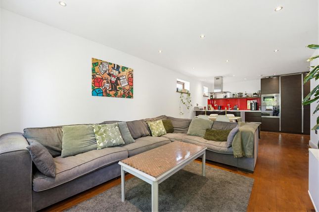 Flat 5, 143-145 Broadway, West Ealing photo 4