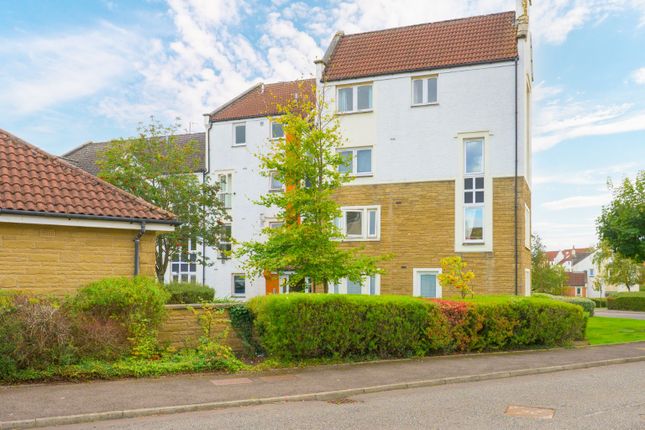 1-bed flat on 17, The Moorings, Dalgety Bay, £129,000