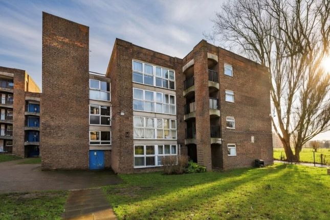 1 Bedroom Flat in TW3 4JJ
