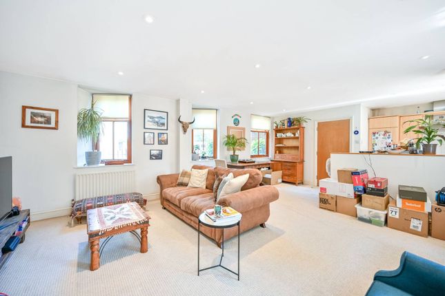 Flat for sale in Lower Square, Old Isleworth, Isleworth