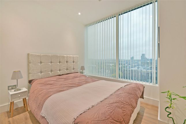 540 Westgate House,, West Gate, London photo 4