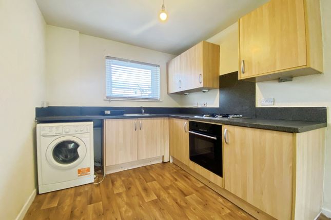 203, Peterborough photo 4