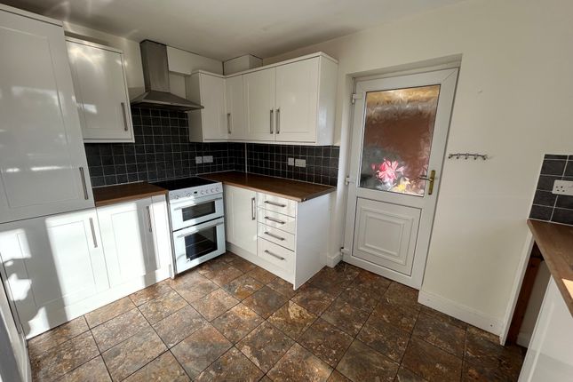4, Kidderminster photo 2