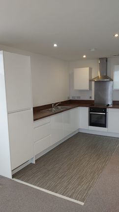 Flat for sale in Benbow Street, Sale