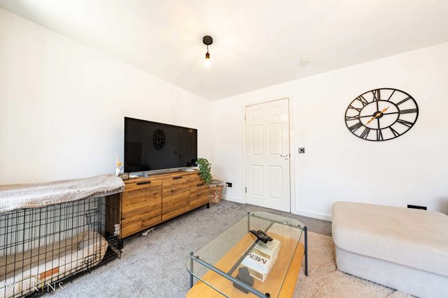 10, Tenby Drive, Derby photo 4