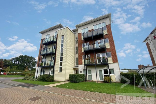 Thumbnail Flat to rent in Park View Road, Leatherhead