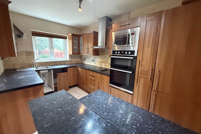 147, Lensbury Way, London photo 4