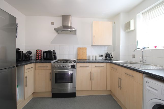 11 Marquis Court, Yeoman Drive, Stanwell photo 4