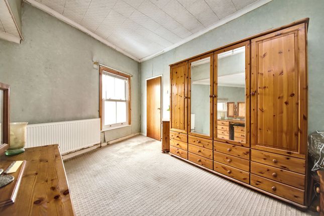 38 Woodhouse Lane, Wigan photo 4