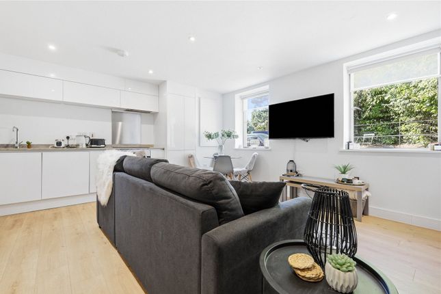 Flat 8 The Pines,, Royston Road, Nr Saffron Walden photo 2