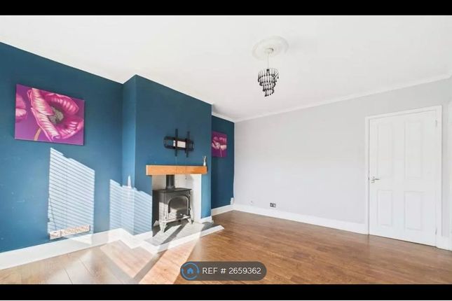 Winrose Avenue, Leeds photo 2