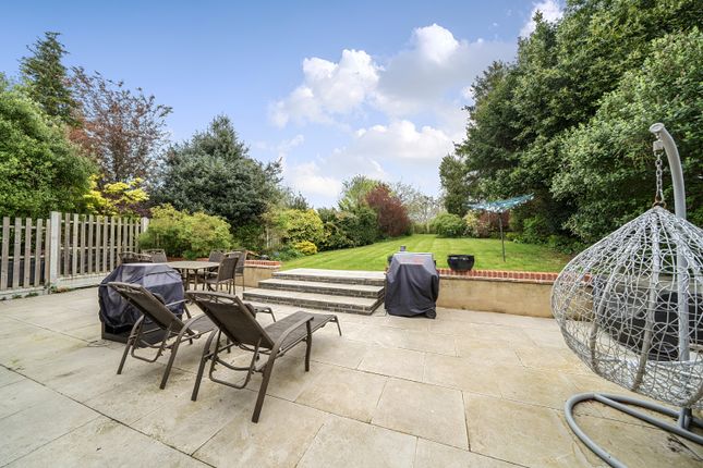 121, Hayes Lane, Bromley photo 4