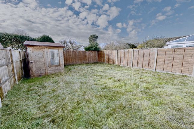 189, Uplands Road, Ferndown photo 3