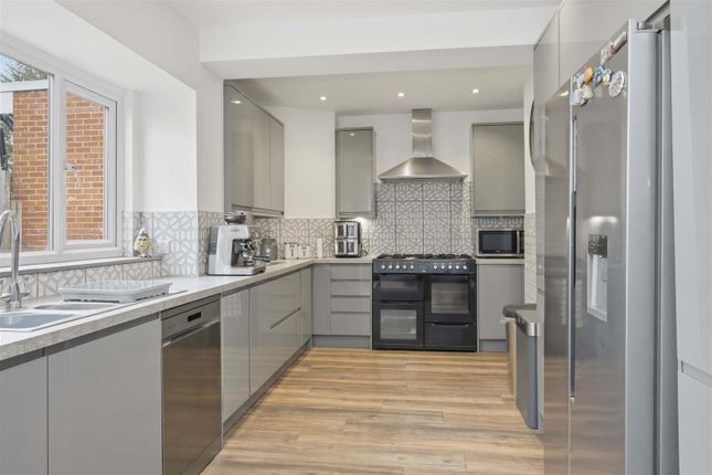 81, Pinner Road, Northwood photo 2