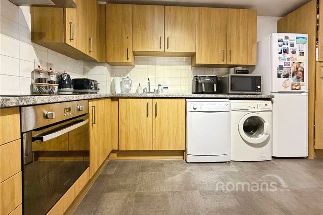 54, Keaver Drive, Camberley photo 4
