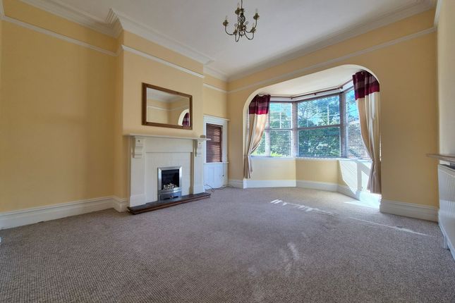 14, Weaponness Valley Road, Scarborough photo 3