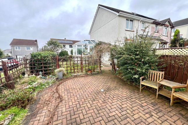4, The Meadows, St. Austell photo 2