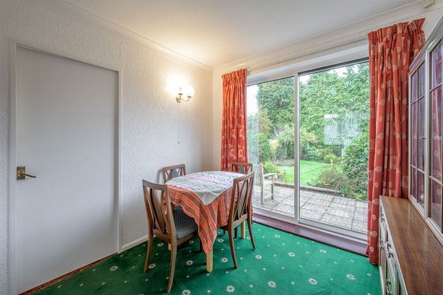 118, Buckingham Grove, Kingswinford photo 4