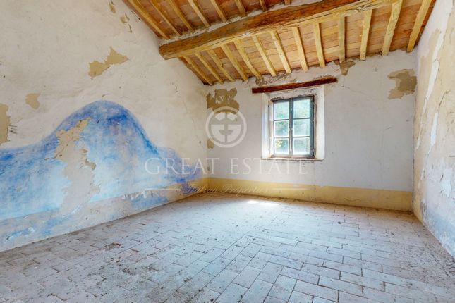Villa for sale in Montalcino, Siena, Tuscany