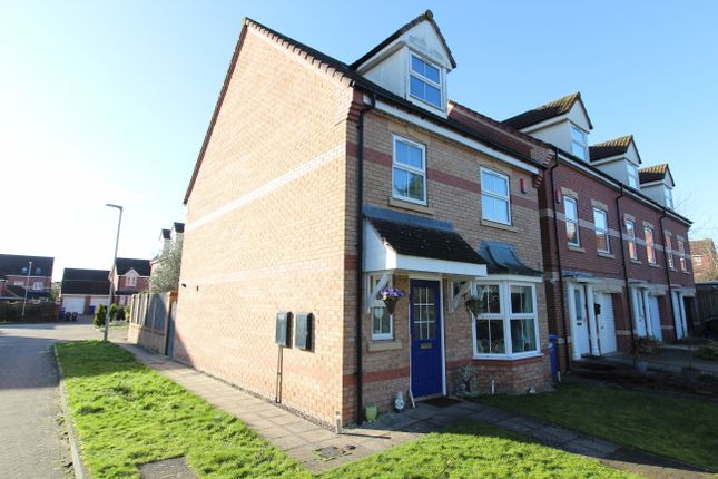 Thumbnail Detached house for sale in Falcon Grove, Gainsborough, Lincolnshire