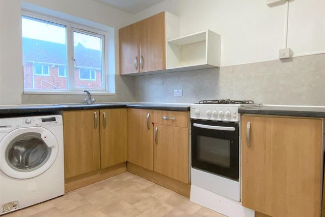 Thumbnail Maisonette to rent in Turners Road North, Luton