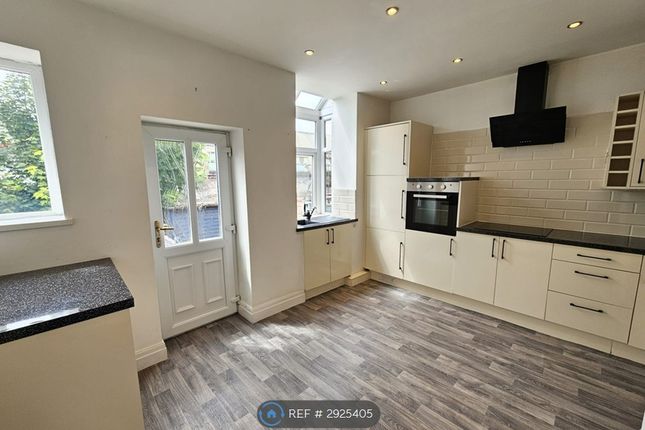 Maze St, Bolton photo 3