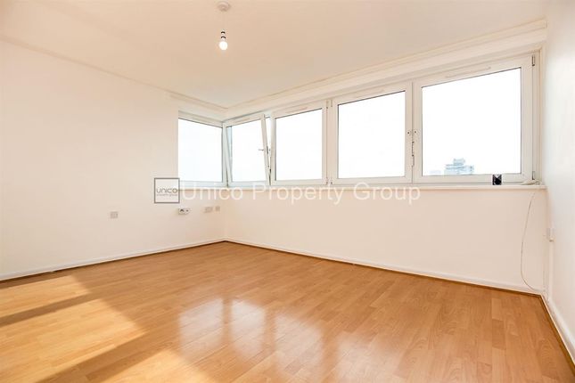 Thumbnail Flat to rent in Ennerdale House, Hamlets Way, London