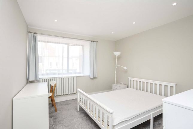 Flat 1, Kingsway House 77A-81A,, London Road, Oxford photo 3