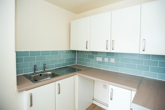Thumbnail Flat to rent in Cottage Farm Road, Coventry