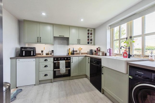 29, West End, Northwold photo 4