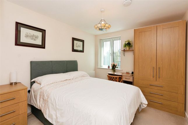 34 Island View,, Shortwood Copse Lane, Hampshire photo 4