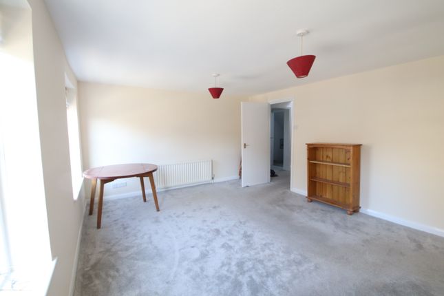 Thumbnail Triplex to rent in York Rise, Tufnell Park