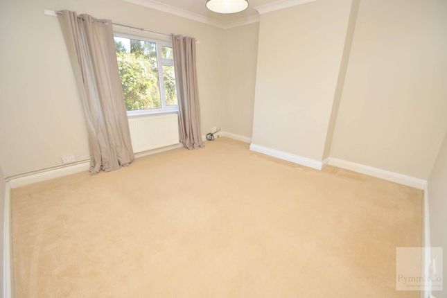 110, Earlham Court, Norwich photo 3