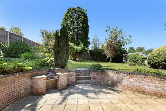 5, Parsonage Road, Buckinghamshire photo 4