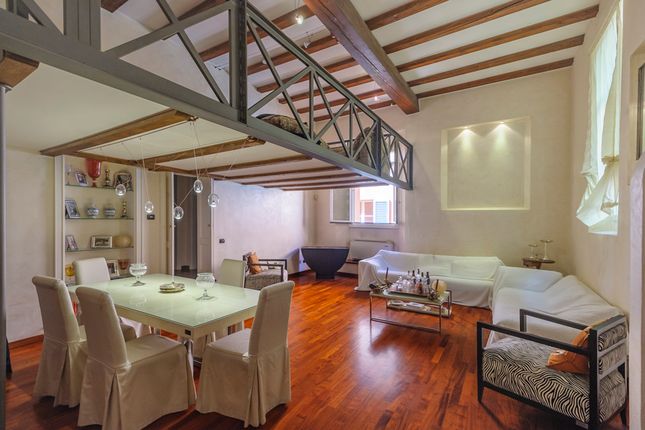 Apartment for sale in Emilia-Romagna, Bologna, Bologna