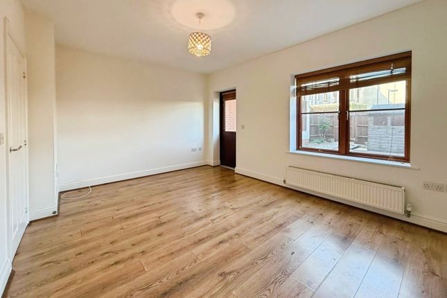 14, Northbrook Crescent, Hampshire photo 4