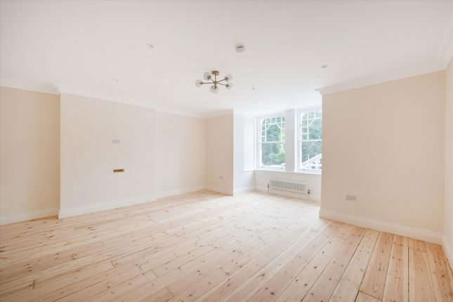 97, Frognal, London photo 4