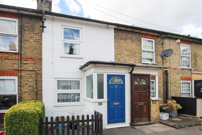 Thumbnail Cottage for sale in Alfred Road, Brentwood