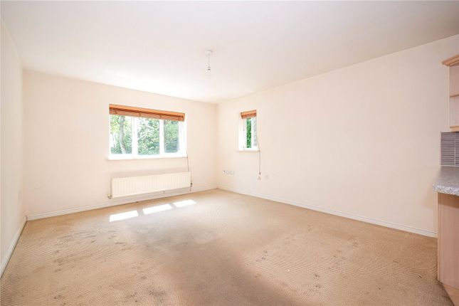 43, Lodge Road, Bradford photo 2
