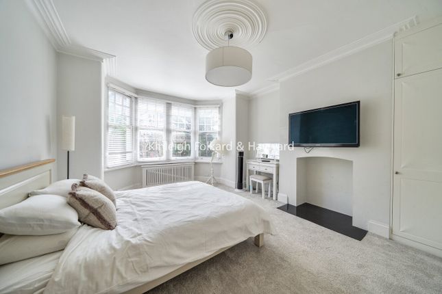 18, Avondale Avenue, London photo 4