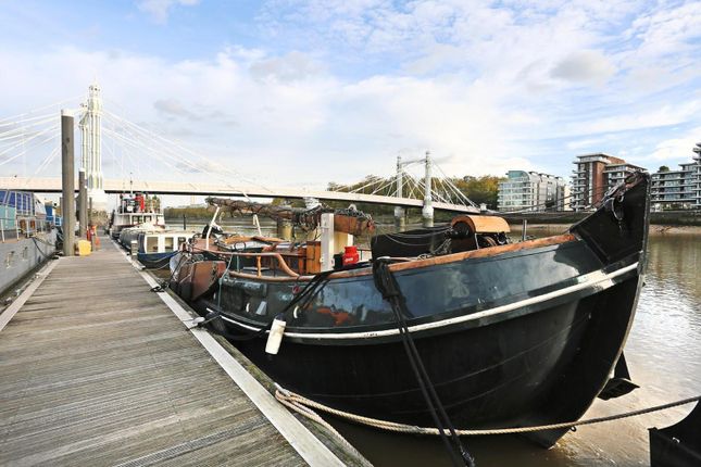 Thumbnail Houseboat for sale in Cadogan Pier, Chelsea