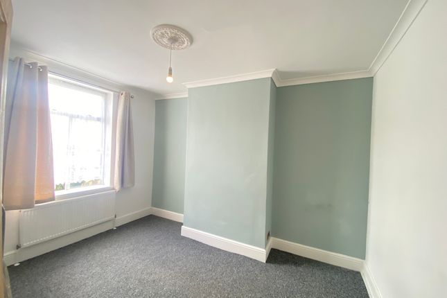 Property to rent in Luton Road, Dunstable