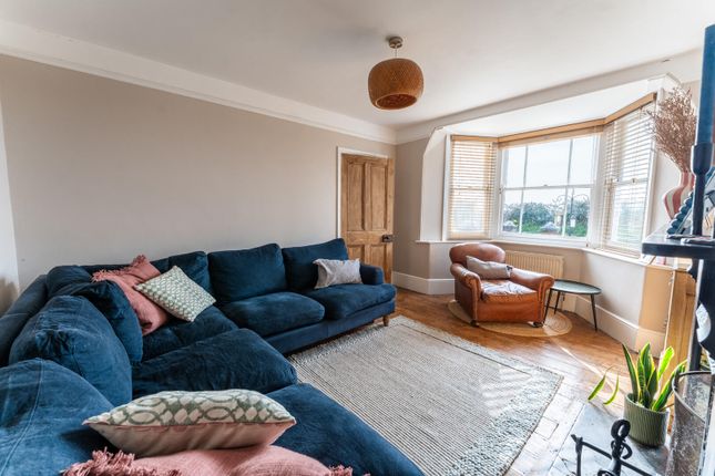 2, Herberton Villas, Warminster photo 2