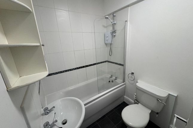 Flat 1, 33 Holderness Road, Hull photo 4